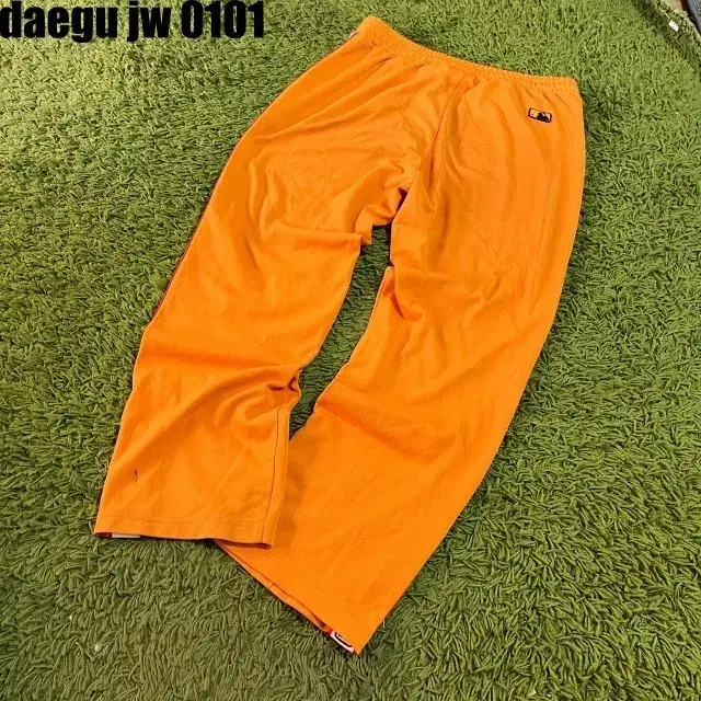 XL(82) MLB PANTS 엠엘비 바지 사이드라인