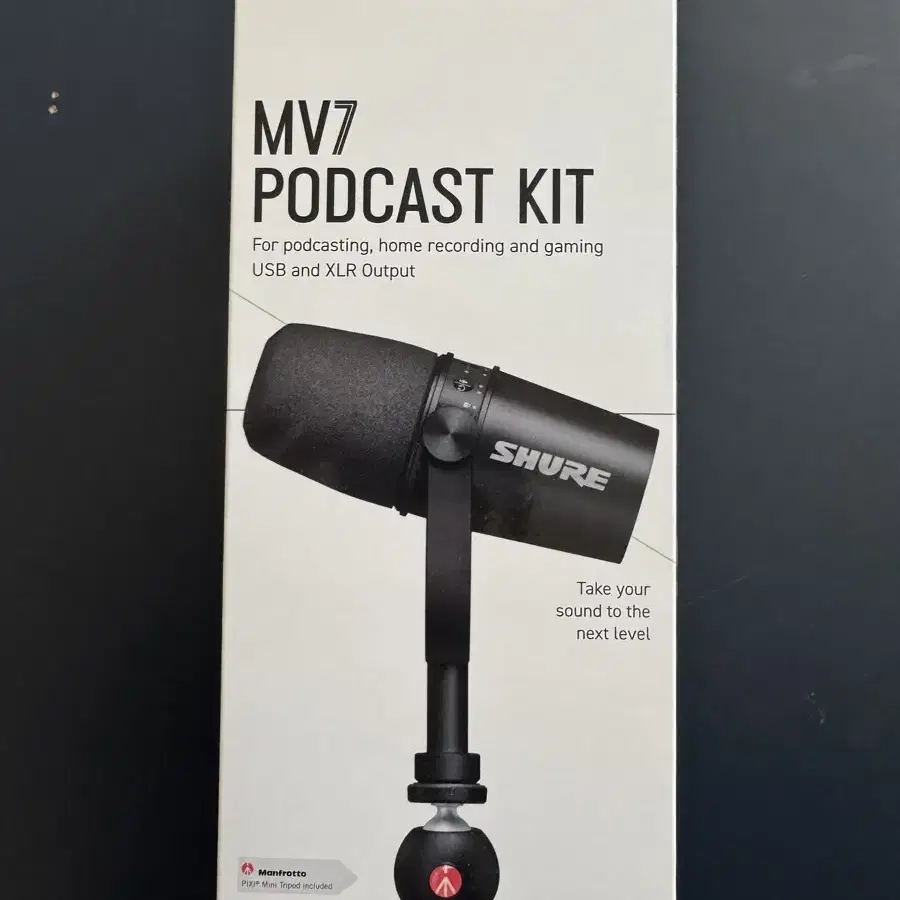 슈어 MV7 Podcast kit 팔아요 (미개봉)