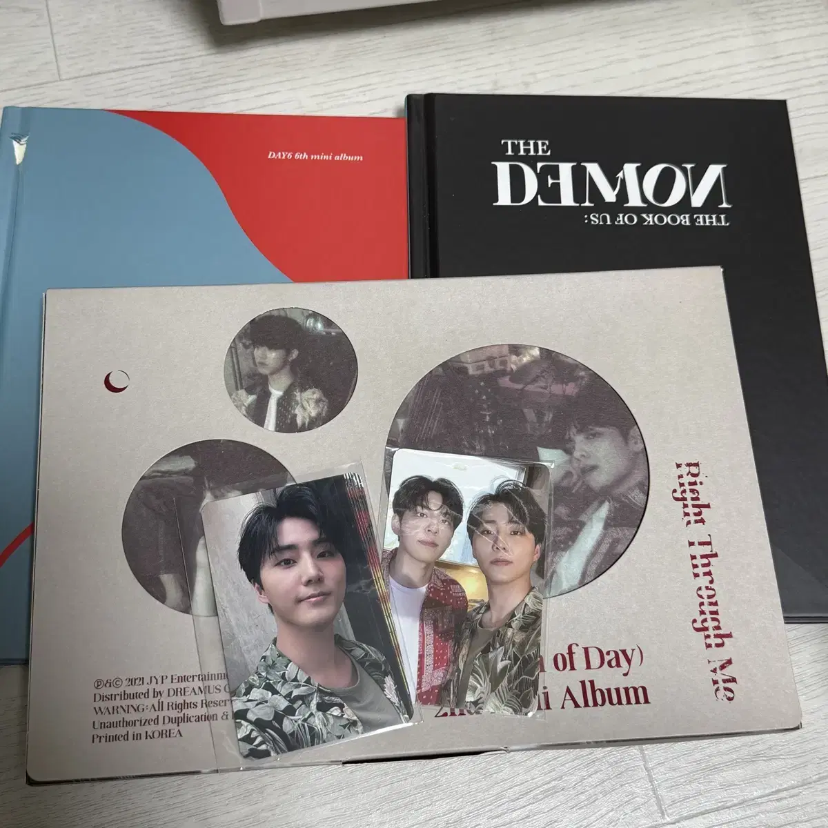 데이식스 일괄(마데워치1, 데니멀즈 2020 케, 데몬/이오데 앨범)