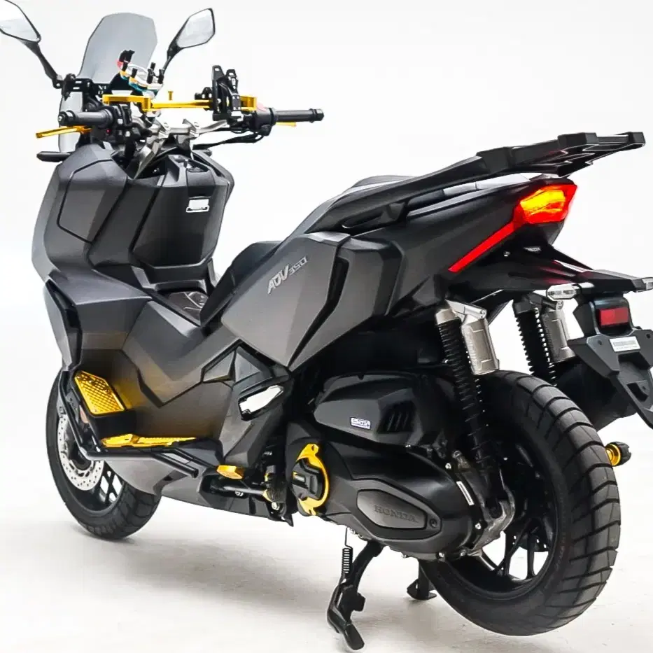 [HONDA]ADV350,신차급깔끔한상태,오토바이부산