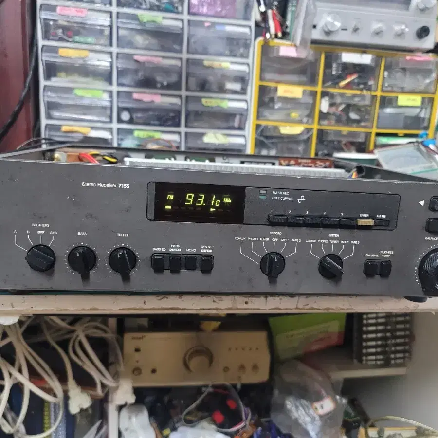 NAD 7155 앰프