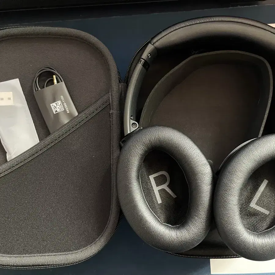 Bose QC 헤드폰 (QC45 상위버젼) 팝니다