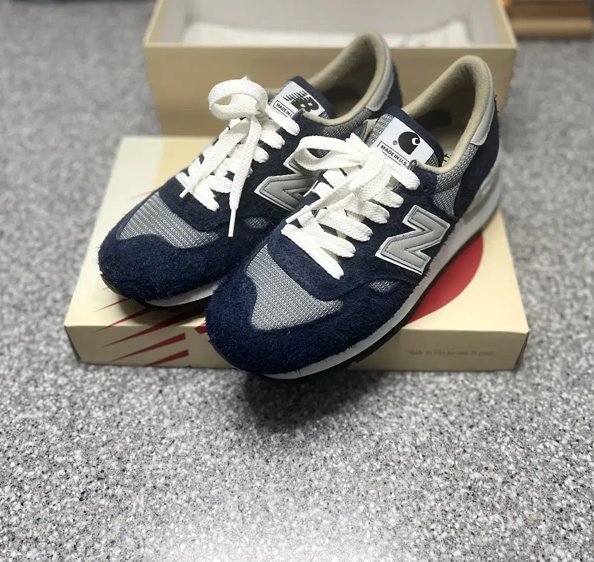 뉴발란스 칼하트 WIP 990v1 MADE IN USA 사이즈 255