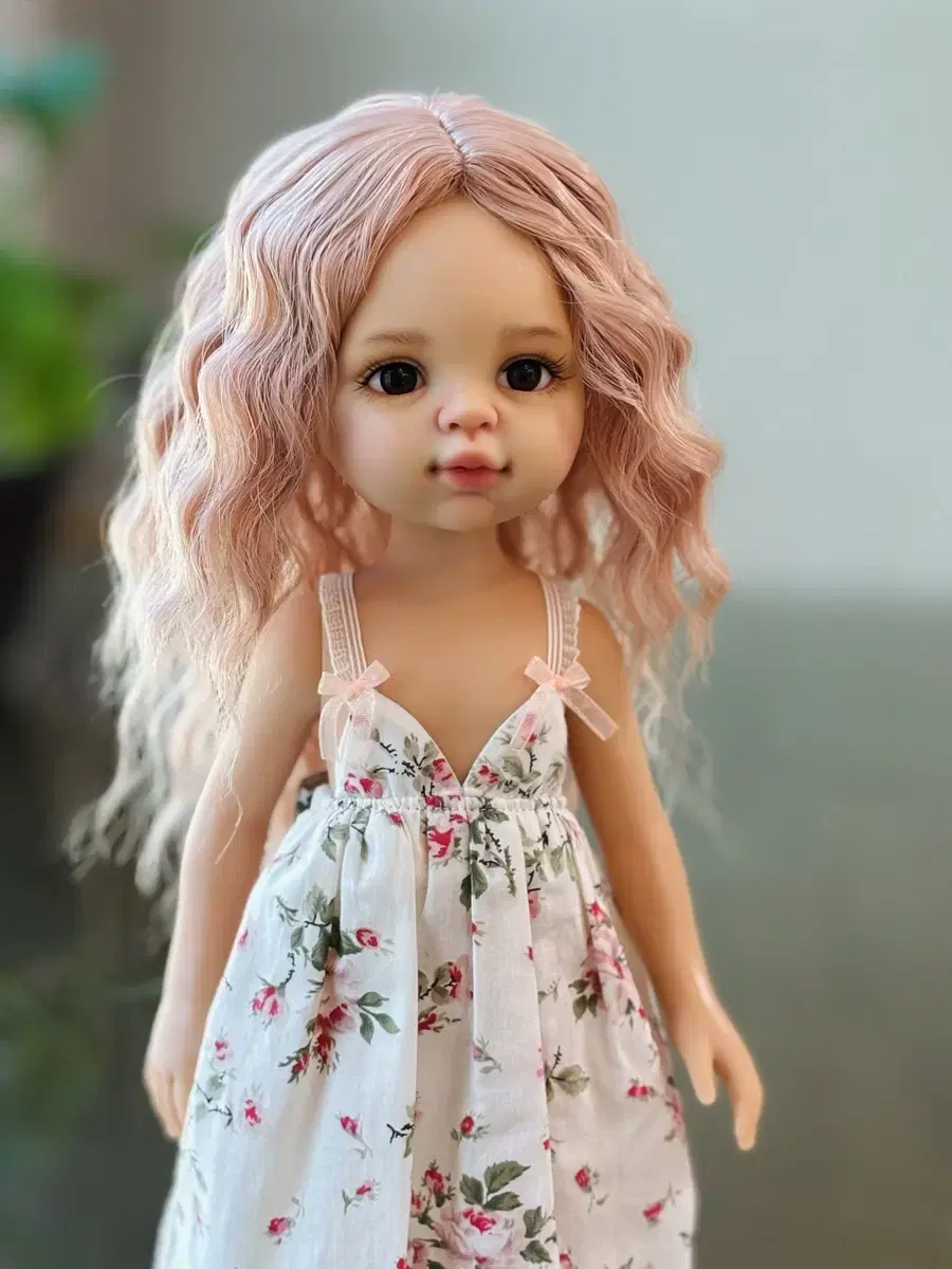 Paola Reyna doll (with costume)