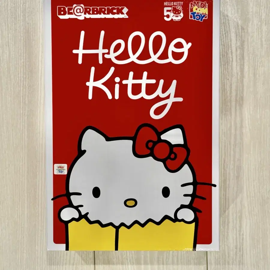 헬로키티 베어브릭 Hello Kitty Bear Brick 50주년