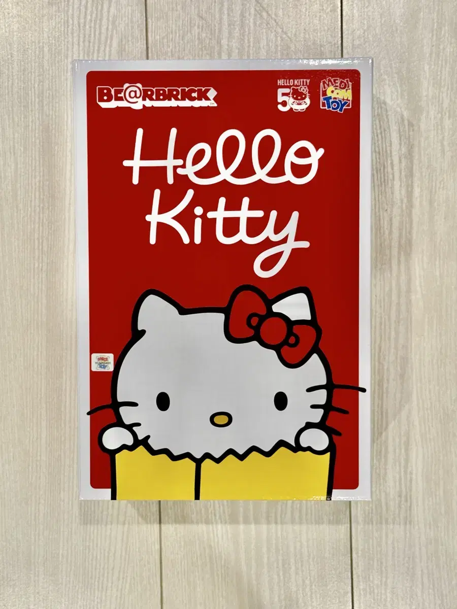 헬로키티 베어브릭 Hello Kitty Bear Brick 50주년