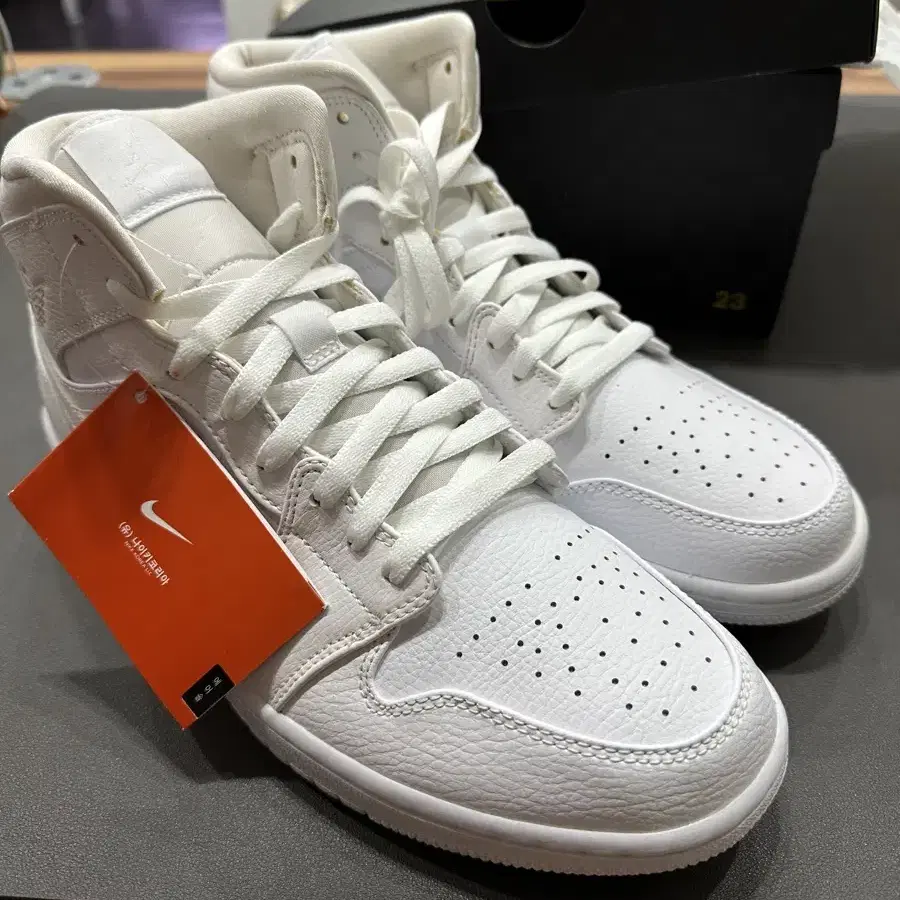 Jordan 1 Mid Triple White 2019 280 새상품