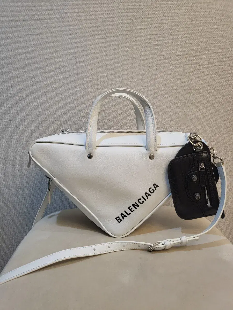 Balenciaga Triangle Duffel Bag White + Balenciaga Kard Wallet, Heart Mirror Keyring