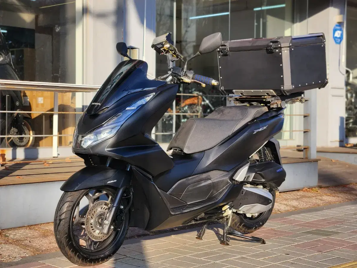 2021년 혼다 PCX125ABS 1인신조 700KM 배달셋팅 판매합니다