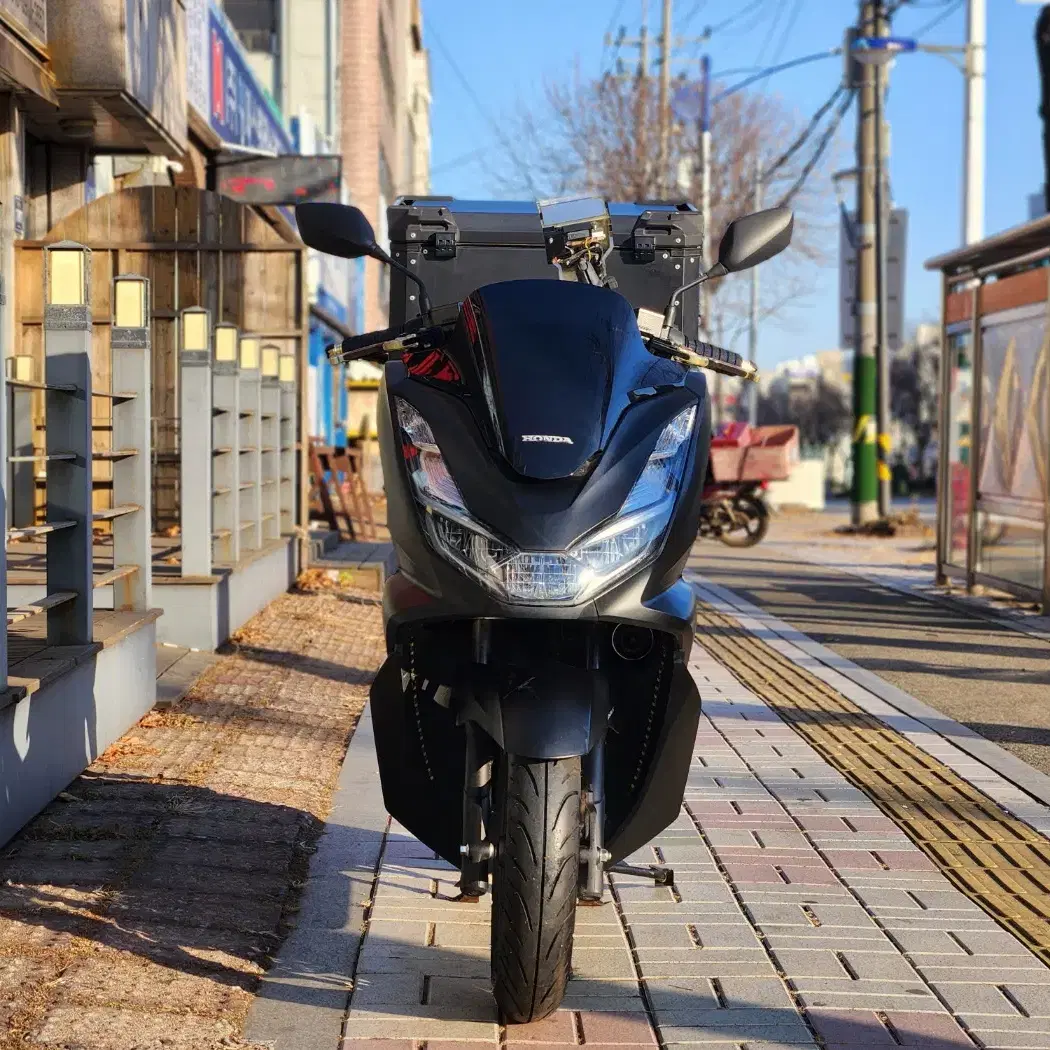 2021년 혼다 PCX125ABS 1인신조 700KM 배달셋팅 판매합니다