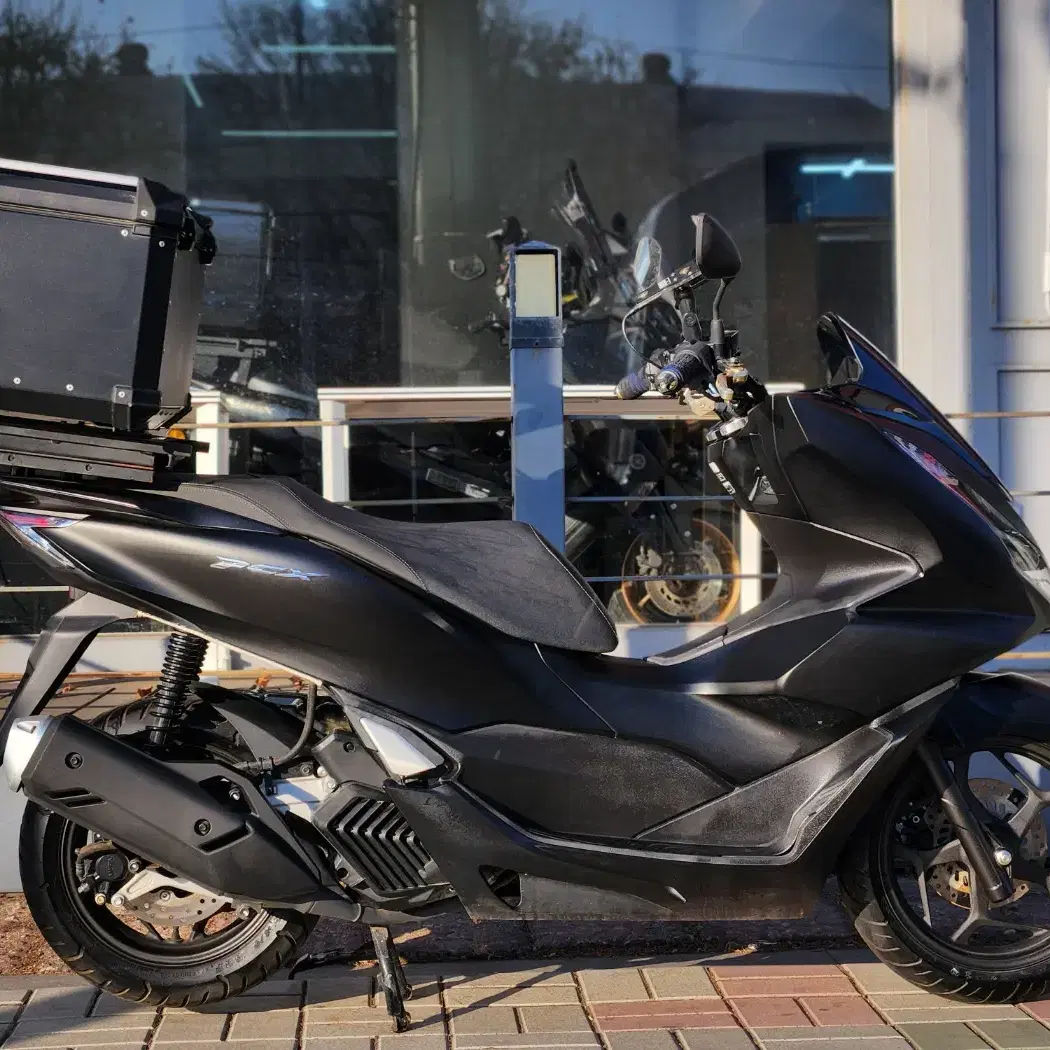 2021년 혼다 PCX125ABS 1인신조 700KM 배달셋팅 판매합니다