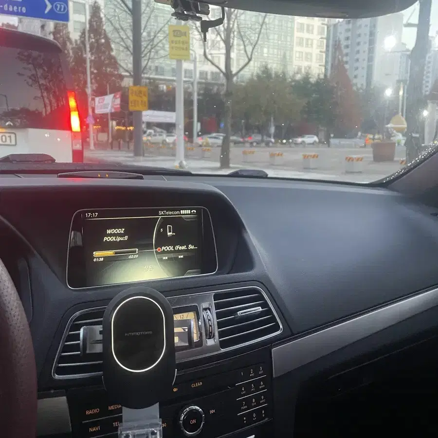 E200 카브리올레 16년식