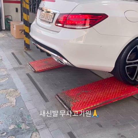 E200 카브리올레 16년식