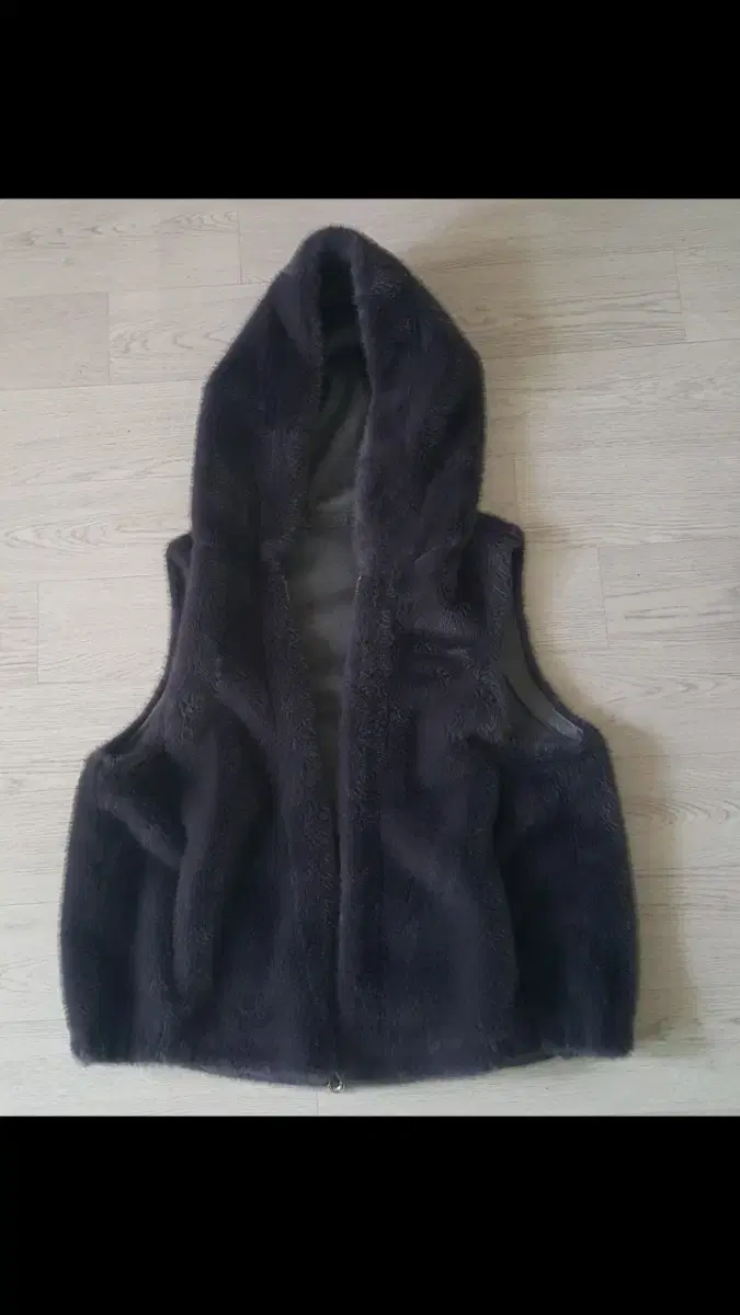 Fur vest L size 52000won