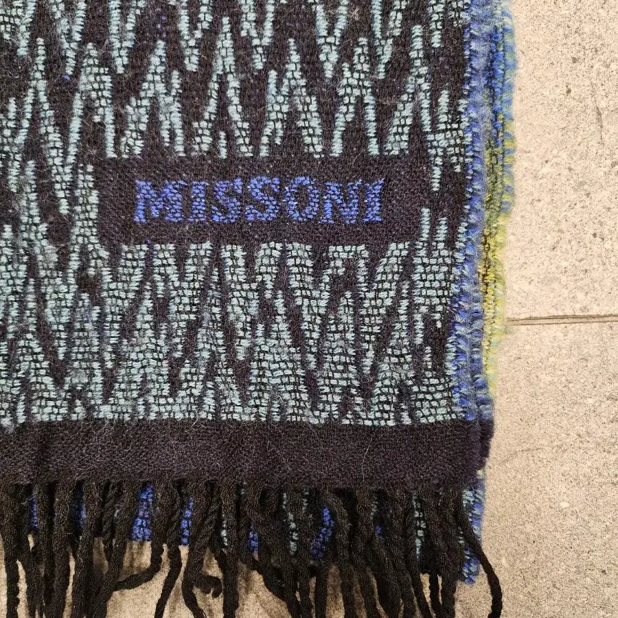 미쏘니 MISSONI 울 패턴 머플러