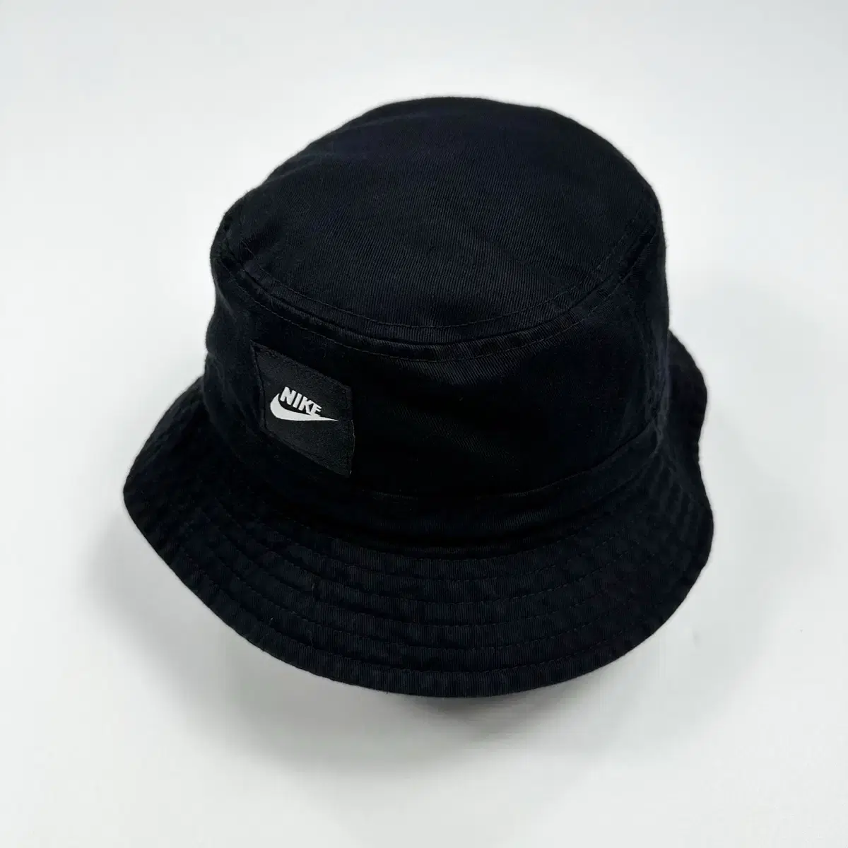 Nike Box Logo Black Bungee Bucket Hat Hat