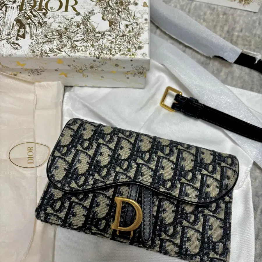 디올  dior 오블리크 새들  벨트 파우치 백