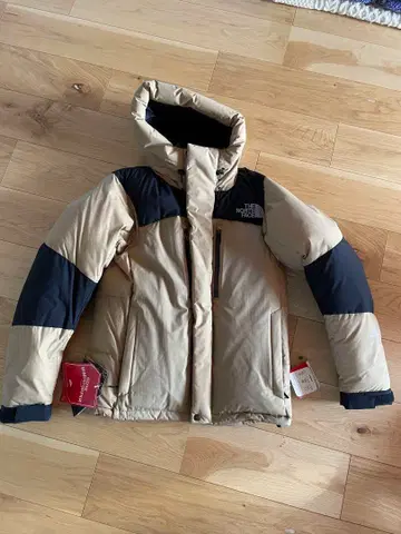 노스페이스 발트로 라이트 자켓 켈프탄