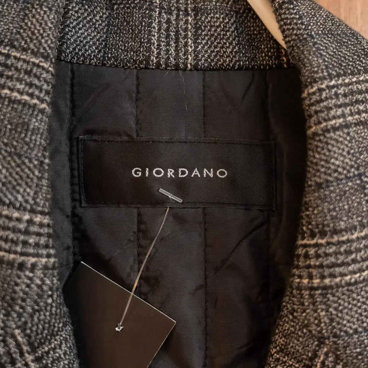 남성자켓 GIORDANO 95사이즈