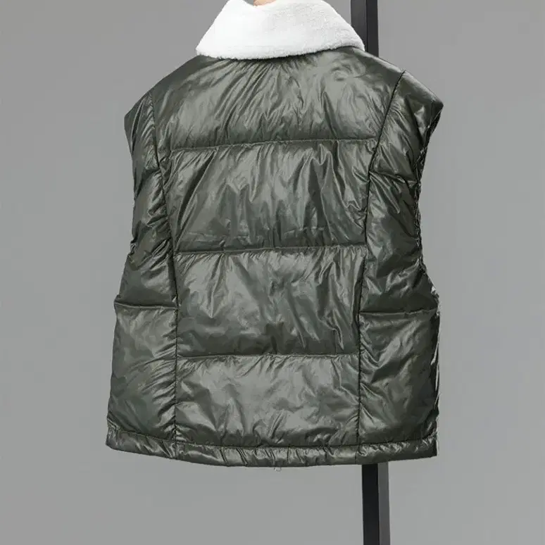 여성 골프웨어 SHORT PUFFER 조끼