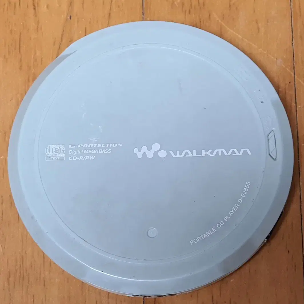 SONY  CD WALKMAN D EJ855