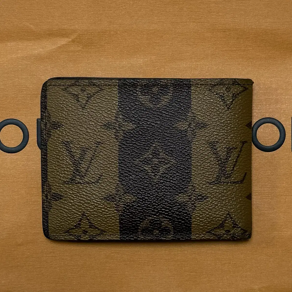 루이비통x니고 멀티플 지갑 Louis Vuitton x Nigo