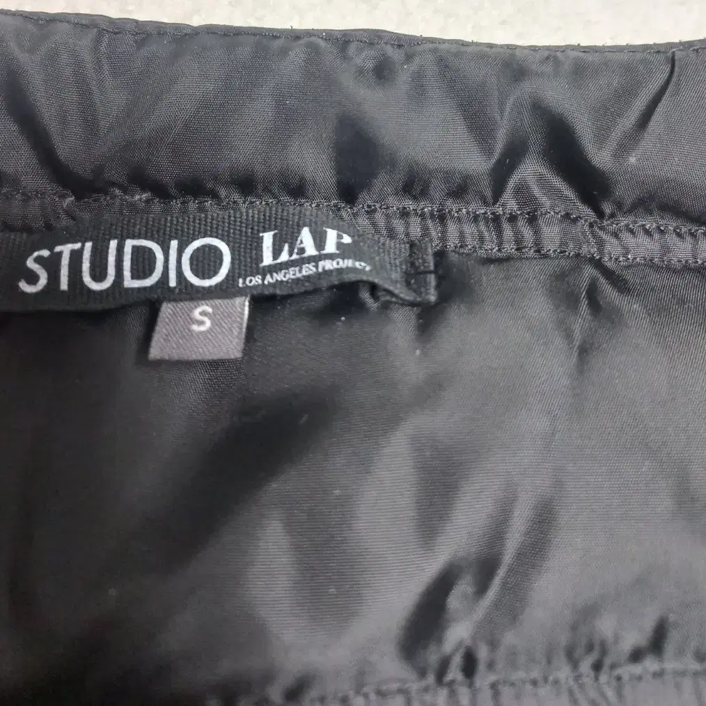 STUDIO LAP 여성거위털패딩조끼55