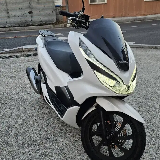 19년식 더뉴 pcx125 (경정비완료)