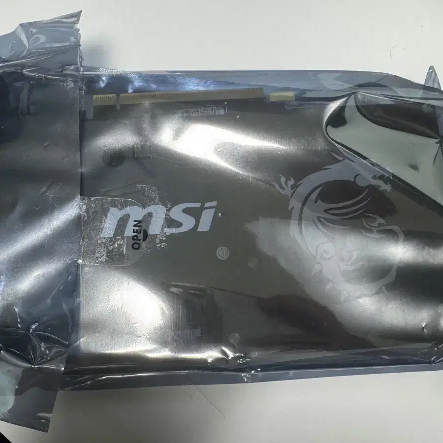 MSI  지포스 RTX 2060 SUPER 아머 D6 8GB 팝니다