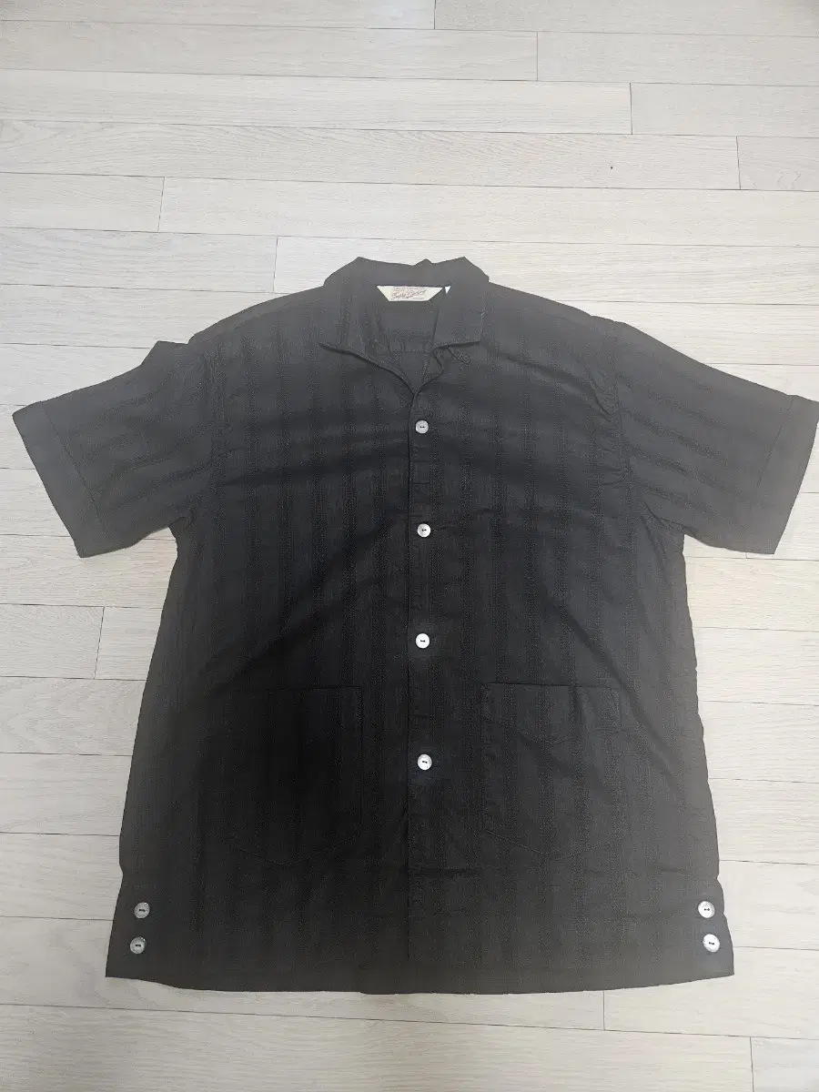 TROPHY CLOTHlNG Black Havana S/S Shirt