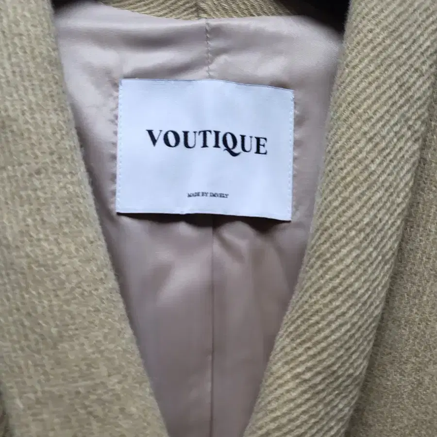 임블리 VOUTIQUE  핸드메이드 코트