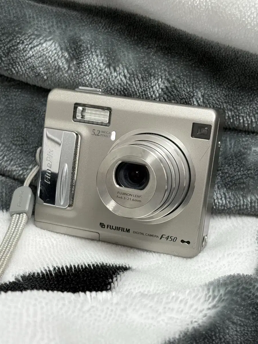 Fujifilm FinePix F450