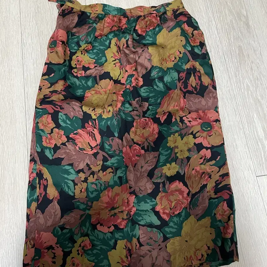 Vintage flower skirt