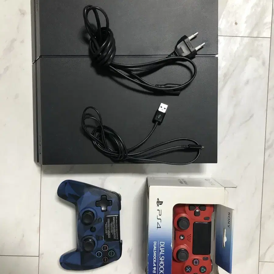 PS4 400기가, 케이블, 듀얼쇼크 2개