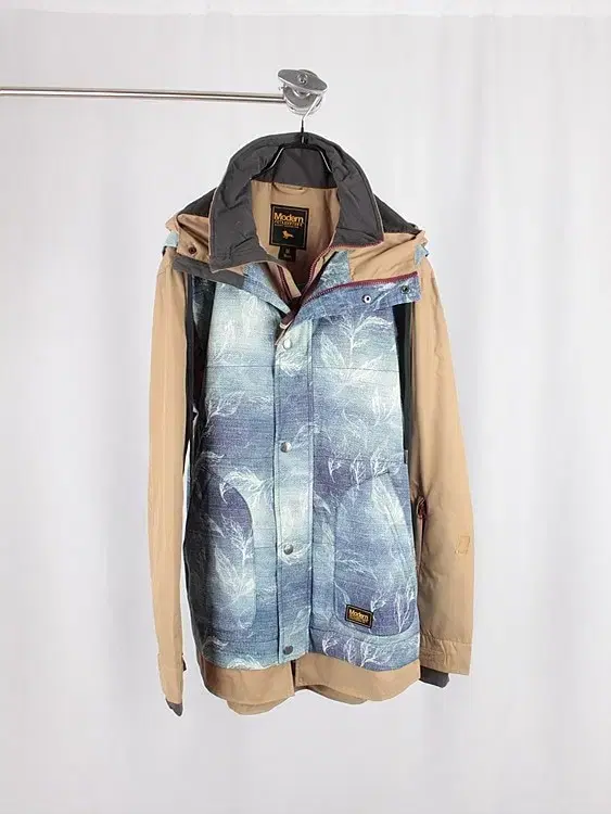 MODERN AMUSMENT ski parka