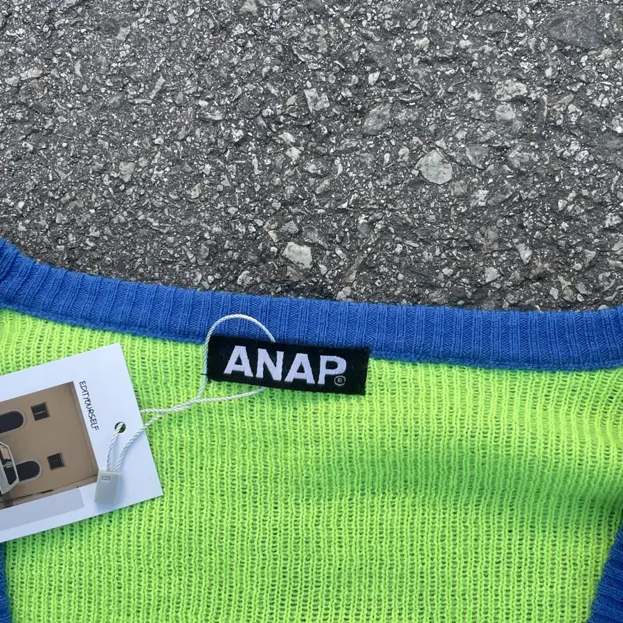 Anap Graphics Cardigan