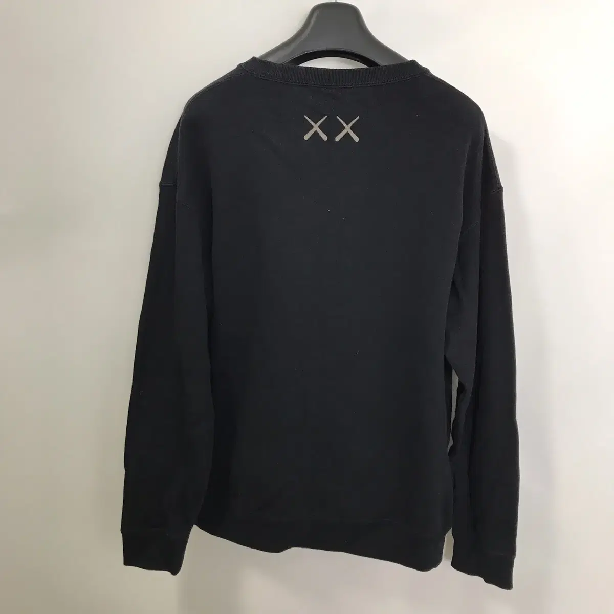 유니클로 x KAWS 카우스 스웻셔츠 [XL]