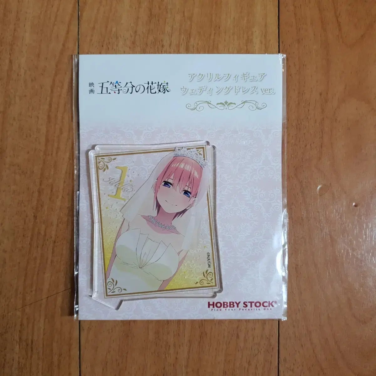 (Follower discount) Ichika Nakano, the bride in fifths acrylic stand I'm selling it.