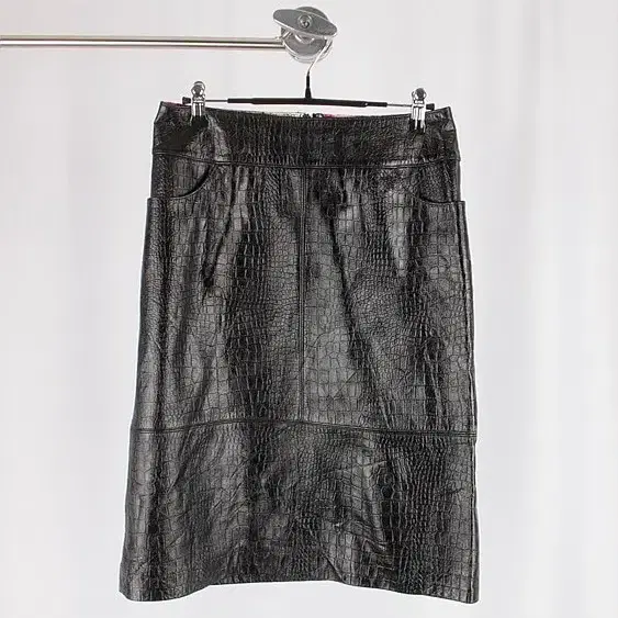 PLATINE sheep skin skirt (28.3 inch)