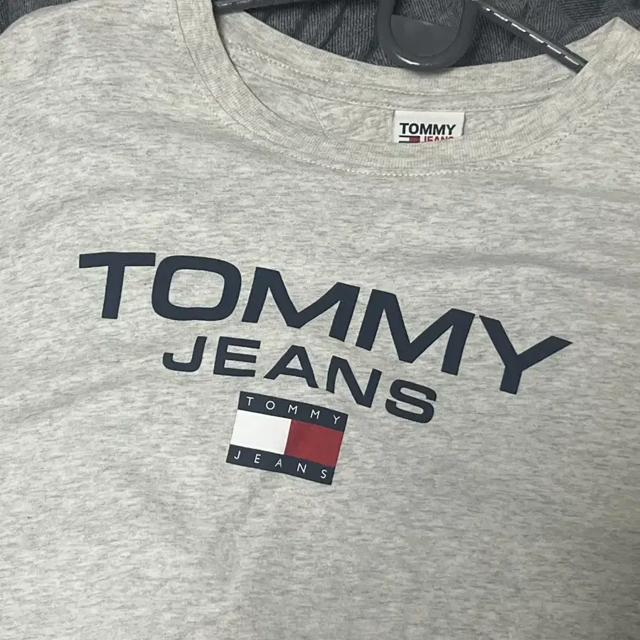 토미진스 tommy jeans 롱슬리브 긴팔 양도