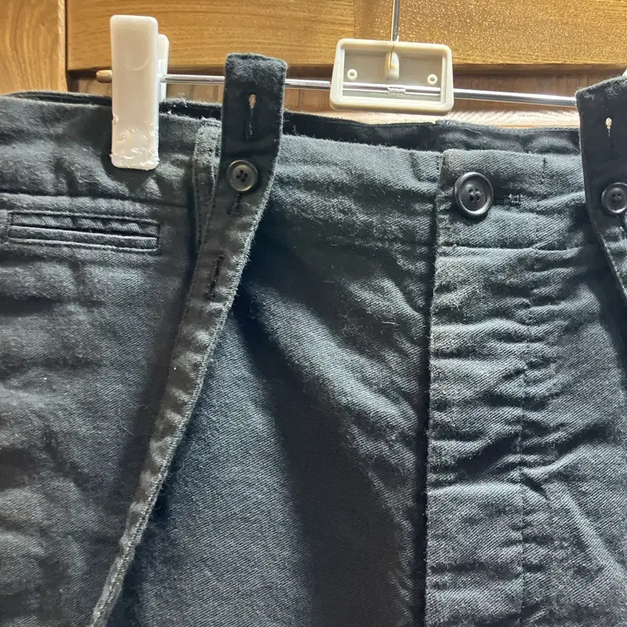 VISVIM CAMIS BRACEPANTS black (2)