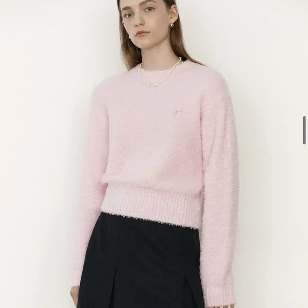 로라로라 CREW NECK CROP KNIT PINK