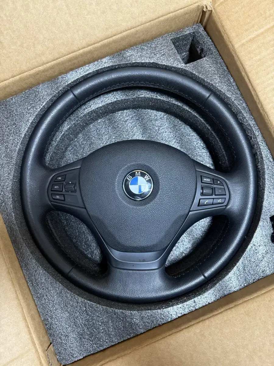 Bmw f30 순정핸들