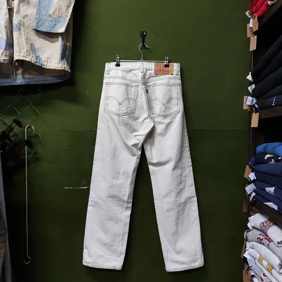 00s Levi's 569 루즈 스트레이트 데미지드 화이트 데님 팬츠