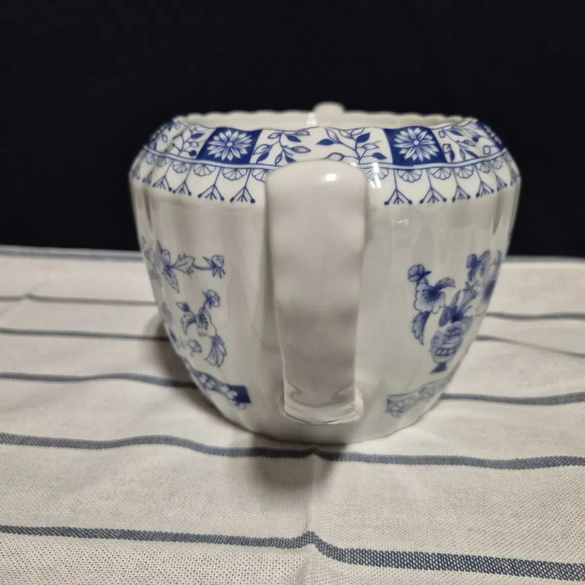 국적불명 Imperial Tea Pot