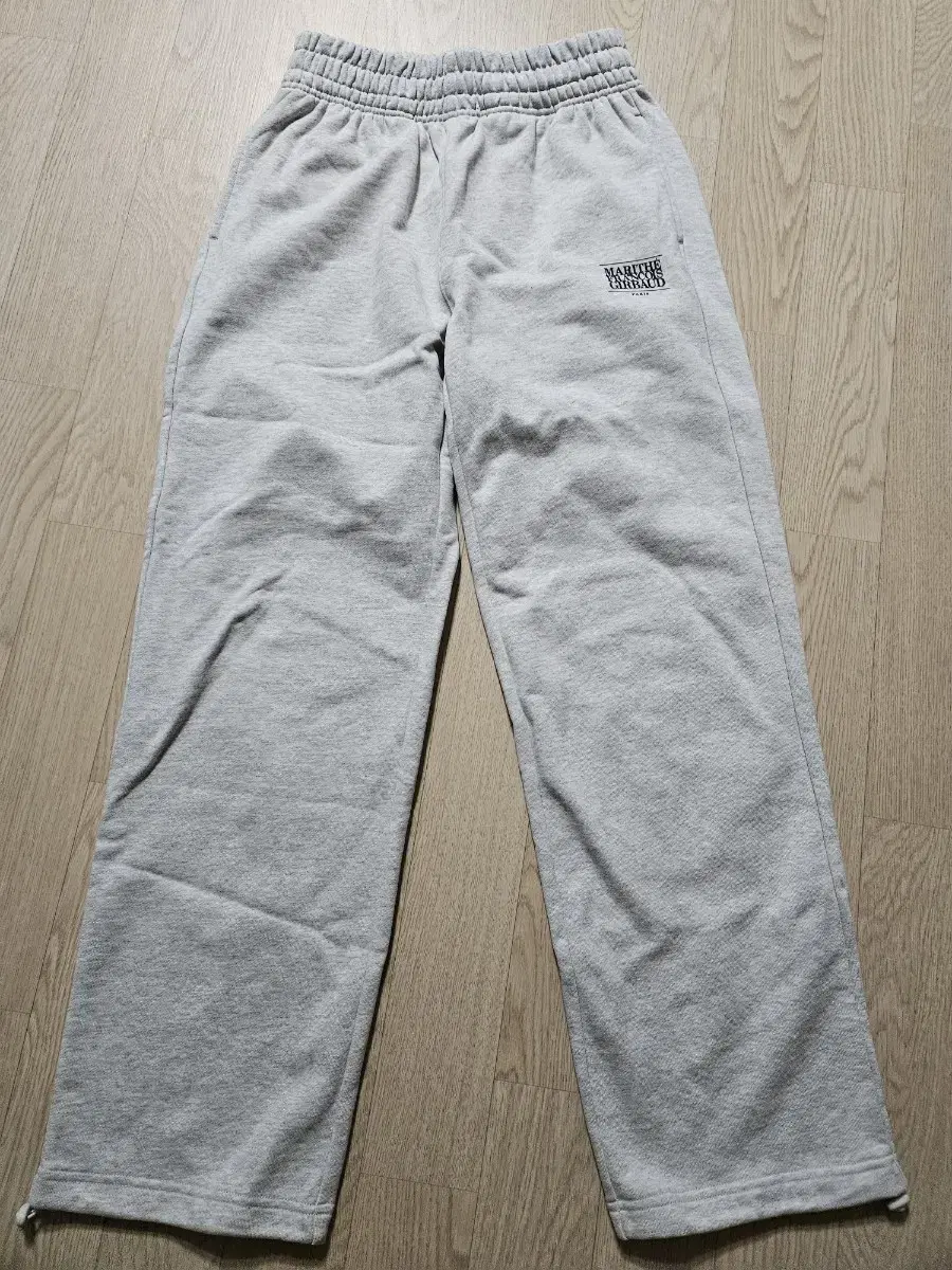 마리떼 CLASSIC LOGO STRING SWEATPANTS