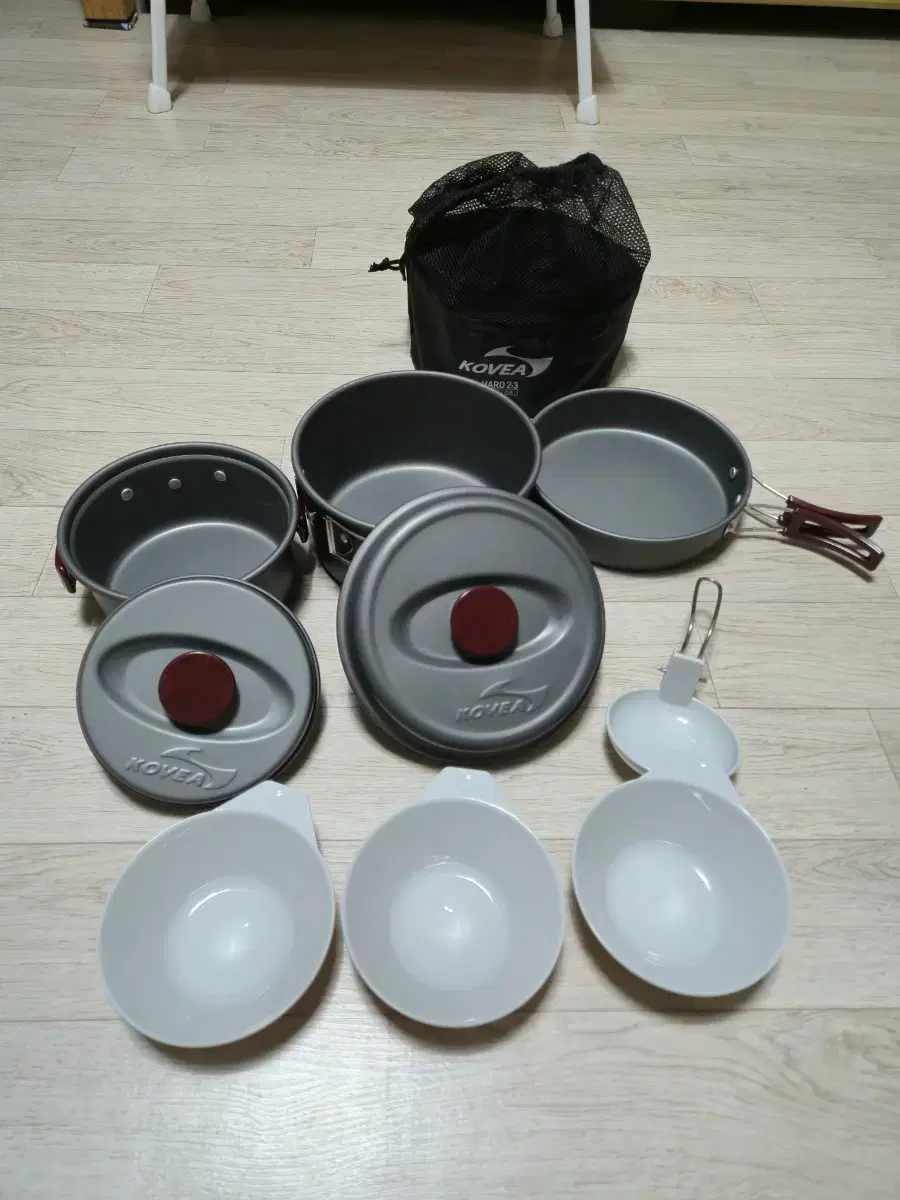 Kobea 3-Person Camping Hardware Pot Set