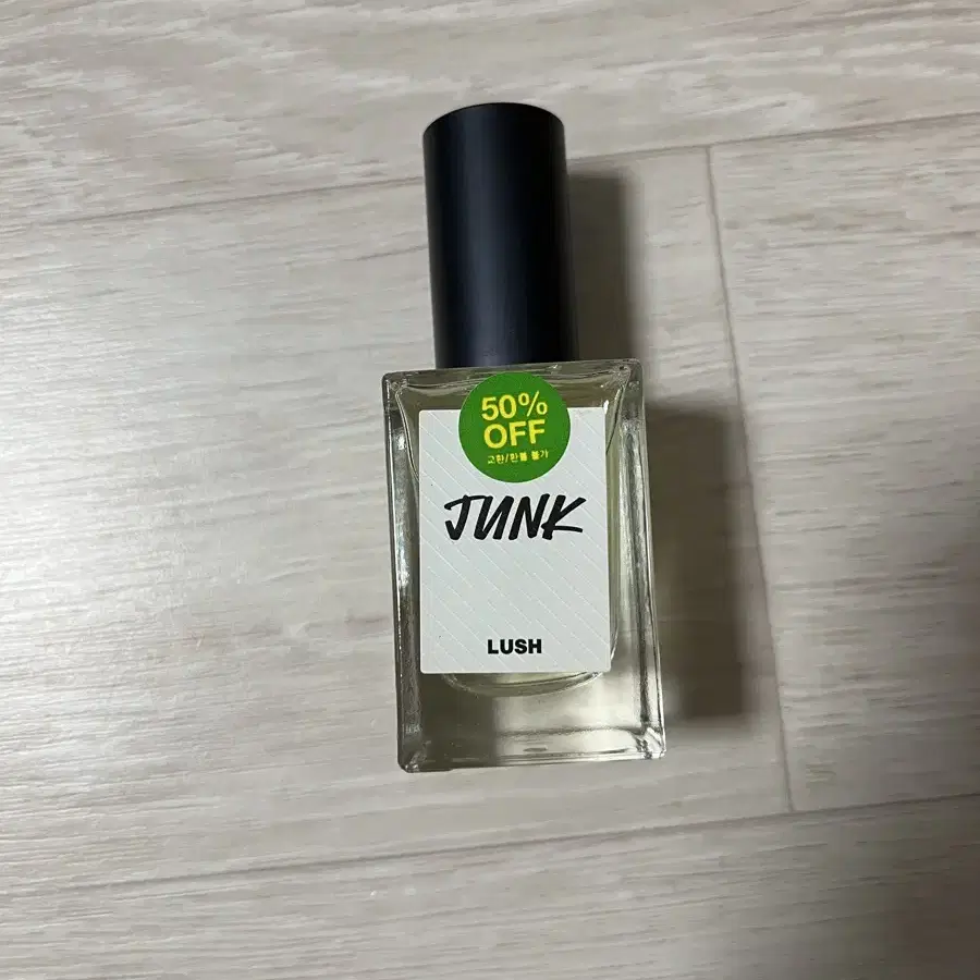 러쉬 정크 향수 30ml 새제품 팝니다