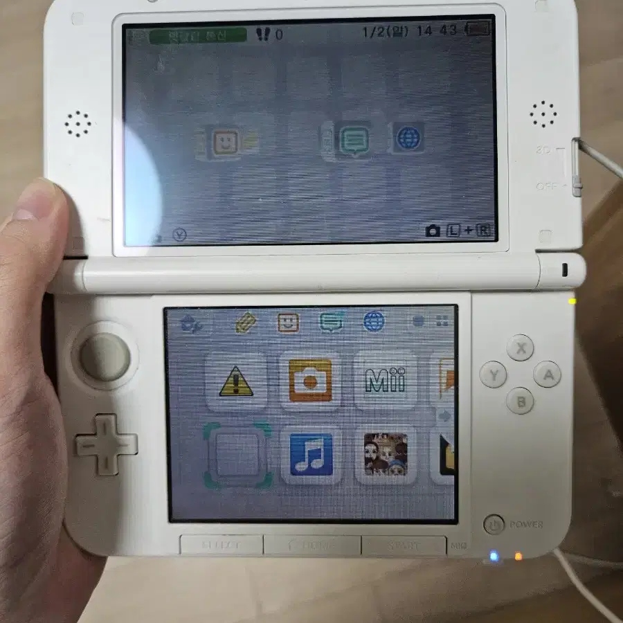 닌텐도3ds xl 동물의숲에디션 판매합니다