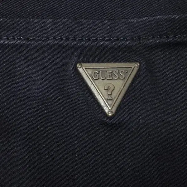 (31in) 게스 GUESS 블랙블랙 스키니 데님팬츠